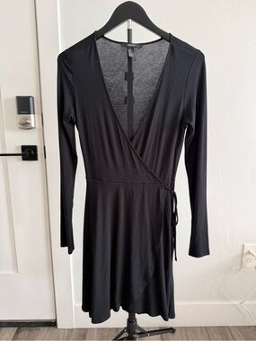 Forever 21 Black Long Sleeve Wrap Dress